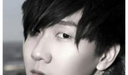 娱乐圈吃瓜成毅是谁啊,从幕后推手到话题焦点